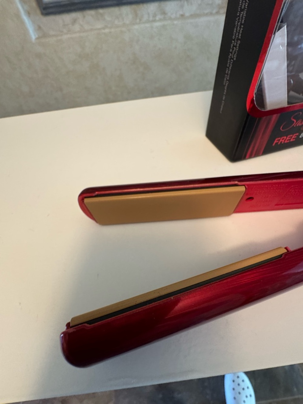 CHI Ceramic Flat Iron - Red Accents - Picture 4 of 5